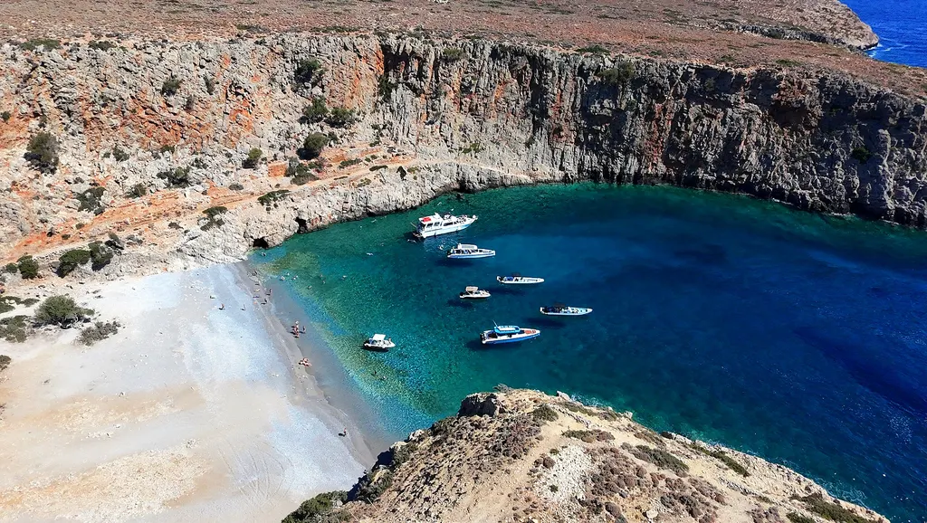 Menies beach bay parked boats view from top